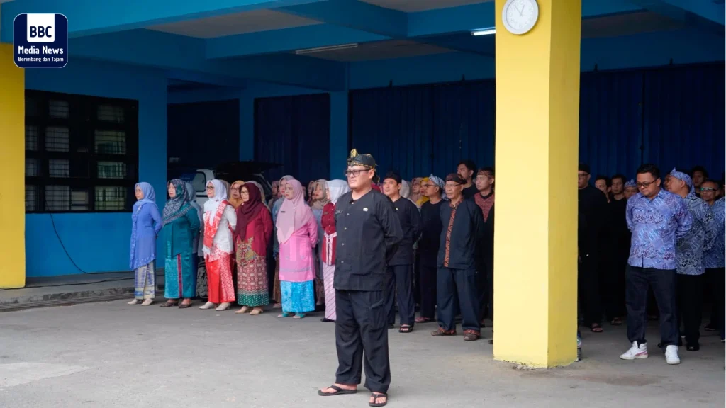 DPPKB Kabupaten Sukabumi Gelar Upacara Peringatan Hari Keluarga Nasional (HARGANAS) ke-33 Tahun 2026 DPPKB Harganas 3 1024x576