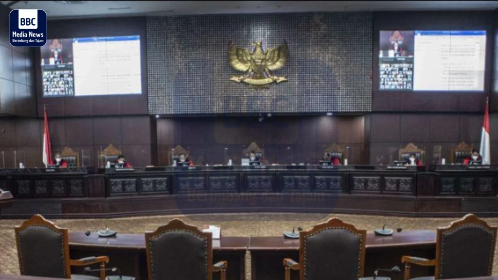 sidang mk 2