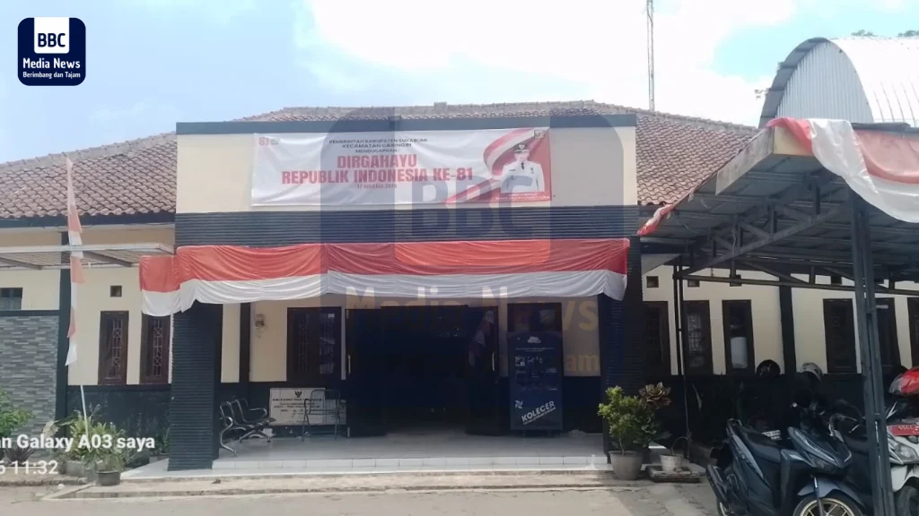 kantor kecamatan caringin 2